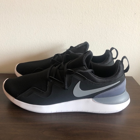 nike air tessen